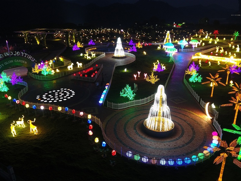 Unity Glow Garden Gallery Photo 2